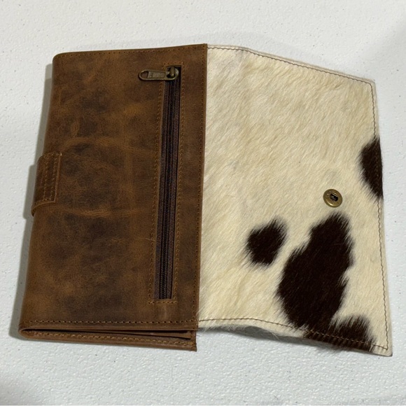 Lot Of 4 Women Western Style Cowhide Leather Clutch Hair On Leather Wallet -New - Picture 2 of 15